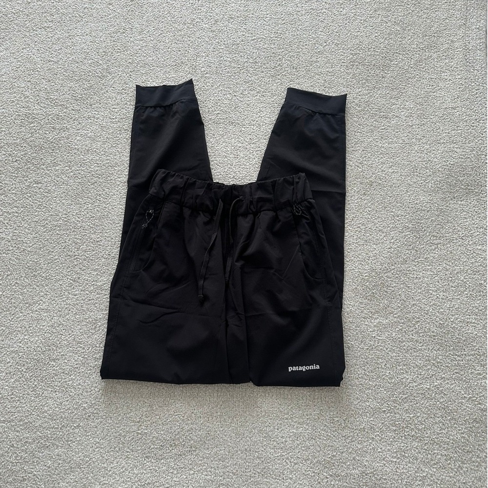Patagonia Women's Terrebone Jogger size XS in Black